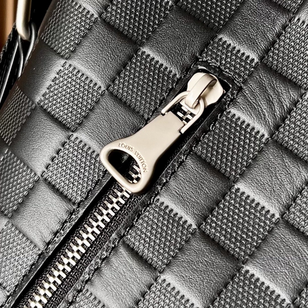 ルイヴィトンバッグ細部ディテール